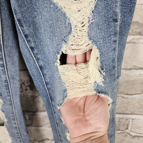 Judy Blue High Waist Vintage Destroyed Straight Leg NWT Blue Size 7/28 - Picture 4 of 16